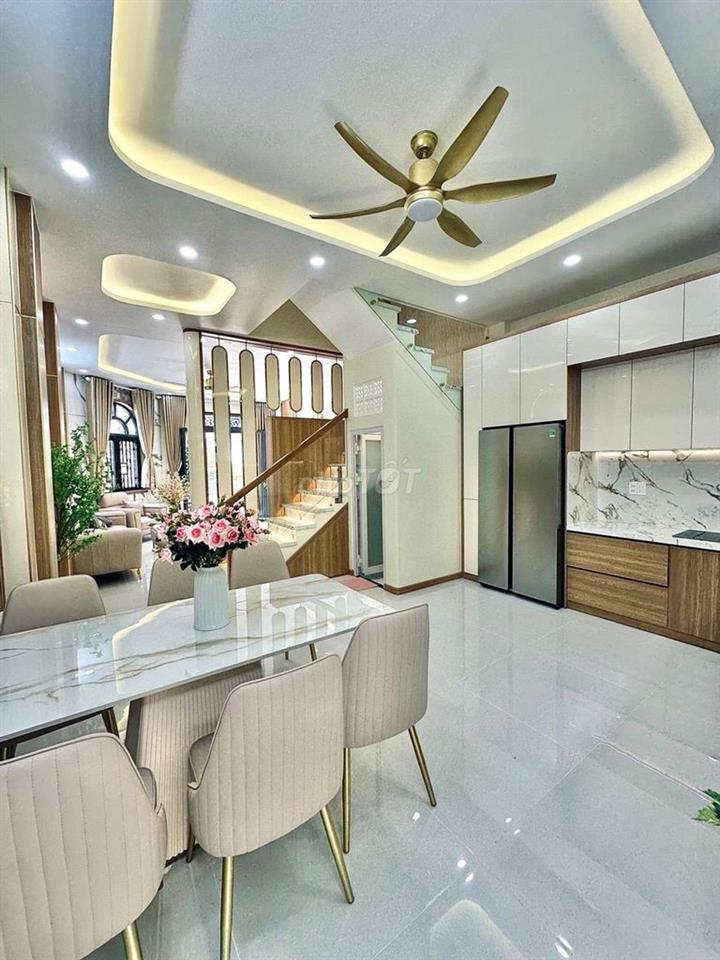 NHĨN 7 TỶ – EMART PHAN HUY ÍCH - 65M2 NGANG 5M - HXH