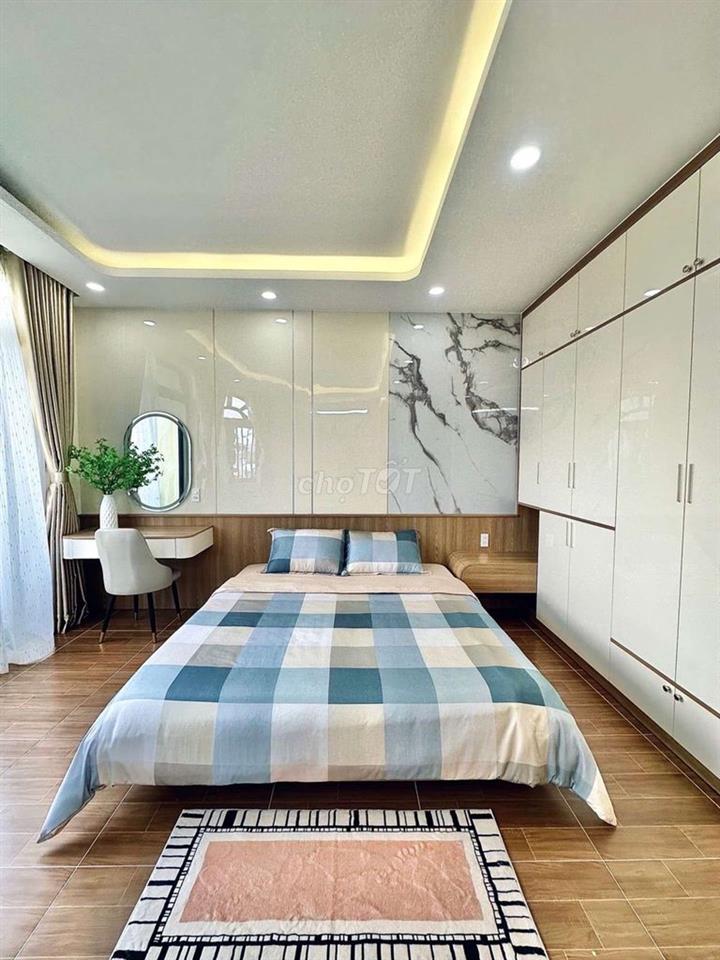 NHĨN 7 TỶ – EMART PHAN HUY ÍCH - 65M2 NGANG 5M - HXH