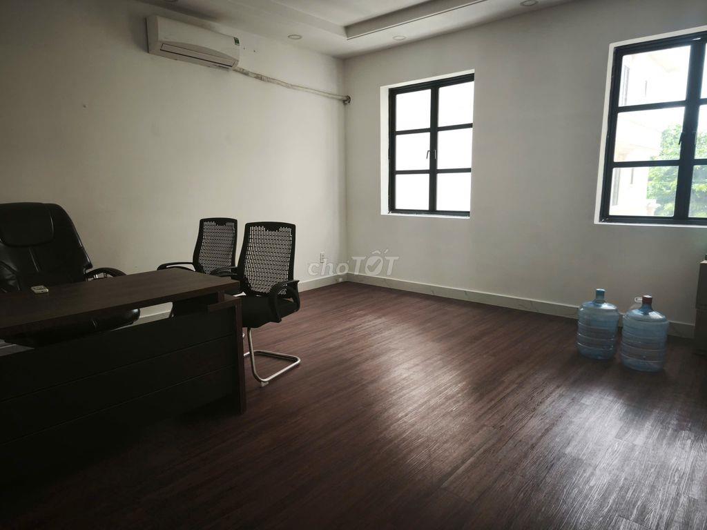 Cho thuê nguyên sàn lầu 1 cityland park hills 13 triệu