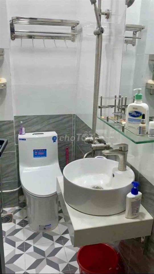 NHÀ THUÊ ĐẦY ĐỦ NỘI THẤT HUỲNH VĂN NGHỆ