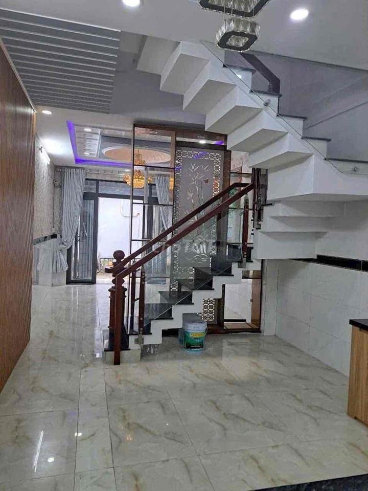 NHÀ THUÊ ĐƯỜNG SỐ 4 P16