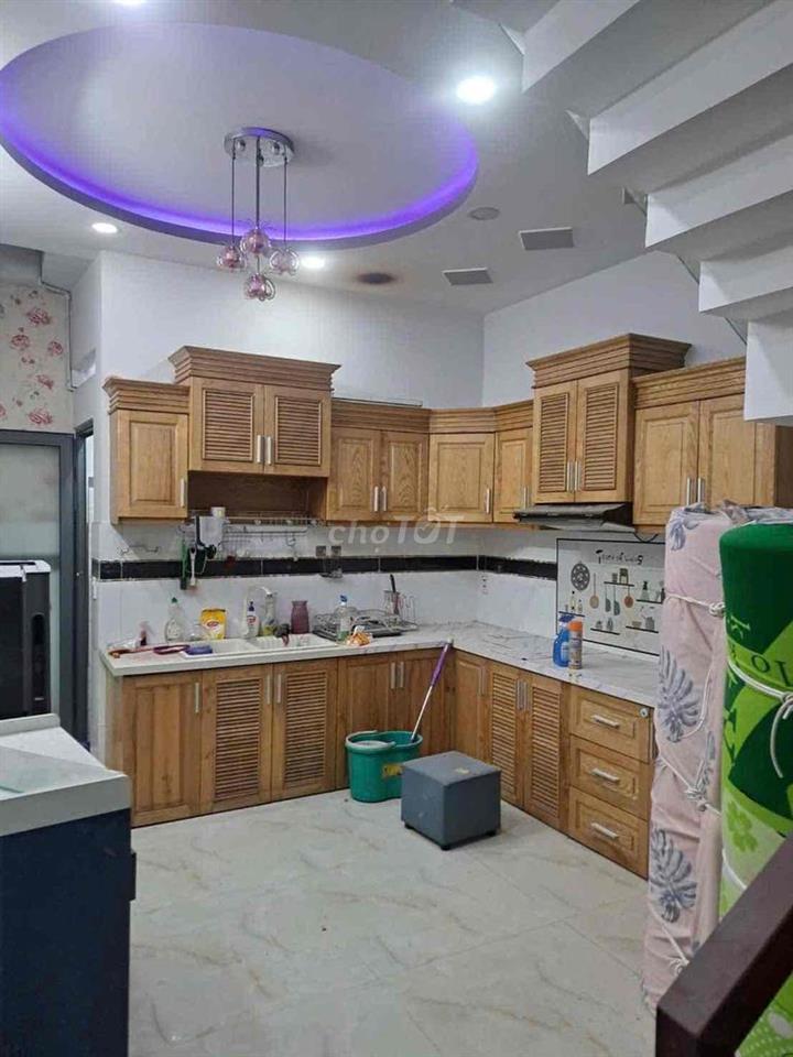 NHÀ THUÊ ĐƯỜNG SỐ 4 P16