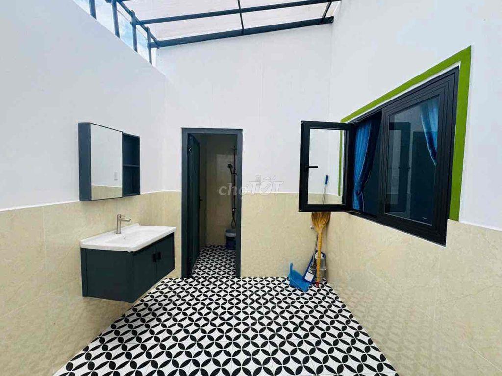 Trung Tâm Ngã 3 Mỹ Hạnh