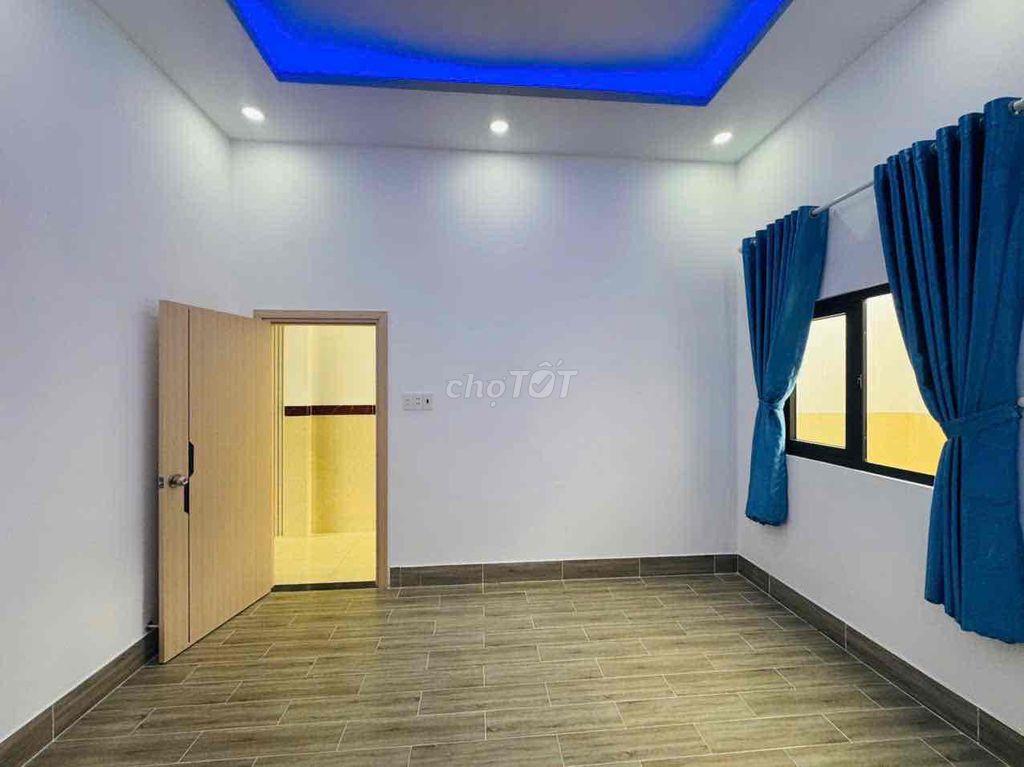 Trung Tâm Ngã 3 Mỹ Hạnh