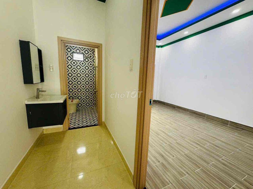 Trung Tâm Ngã 3 Mỹ Hạnh