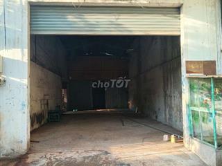 Xưởng 6x30m có đúc lững phía sau hẻm xe tải 5 tấn Thái Thị Giữ