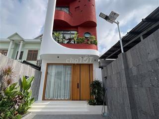 Nhà phố riêng | 5mx30m| Thang máy | View sông cực đỉnh