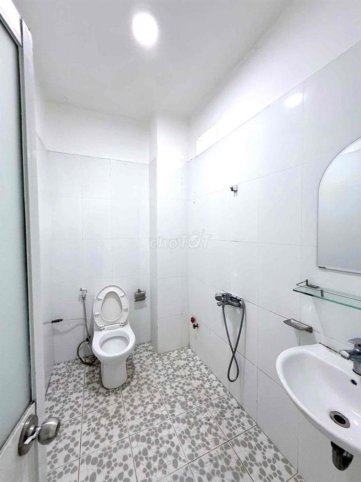CHO THUÊ CHDV FULL NỘI THẤT