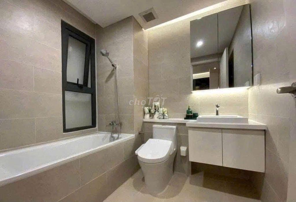 Chung cư Hoa Sen-Lạc Long Quân- 3PN full nội thất 98m2 giá 14 Tr/th.