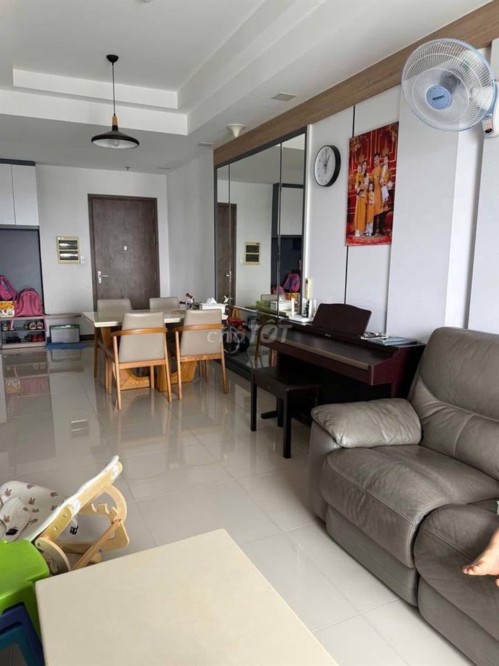 Cho thuê chung cư Phú Thọ - Căn góc 3PN, Full nội thất, giá 14tr/tháng