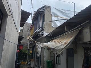 Bán Nhà Nhỏ Xinh