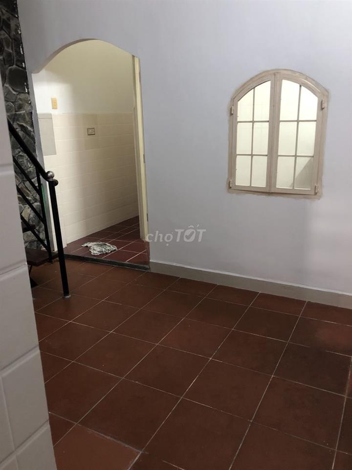 12tr 115mv CẠNH TRƯỜNG PT FUL CN Đ/NAM 3PN MẶT TIỀN ĐƯỜNG 10m NỞ HẬU