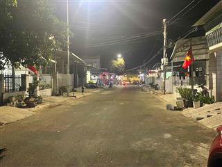 cần bán nhà cấp 4, sổ hồng riêng chính chủ