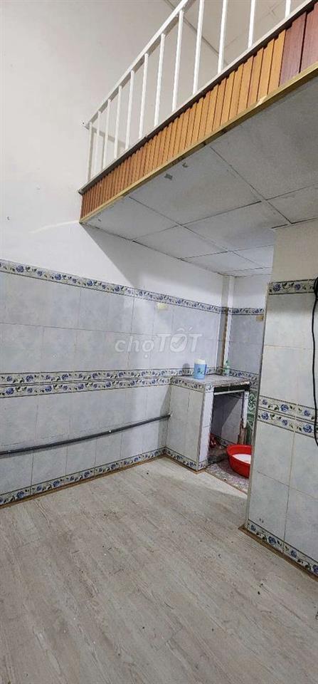 Phòng trọ gần CV Phần Mềm Quang Trung