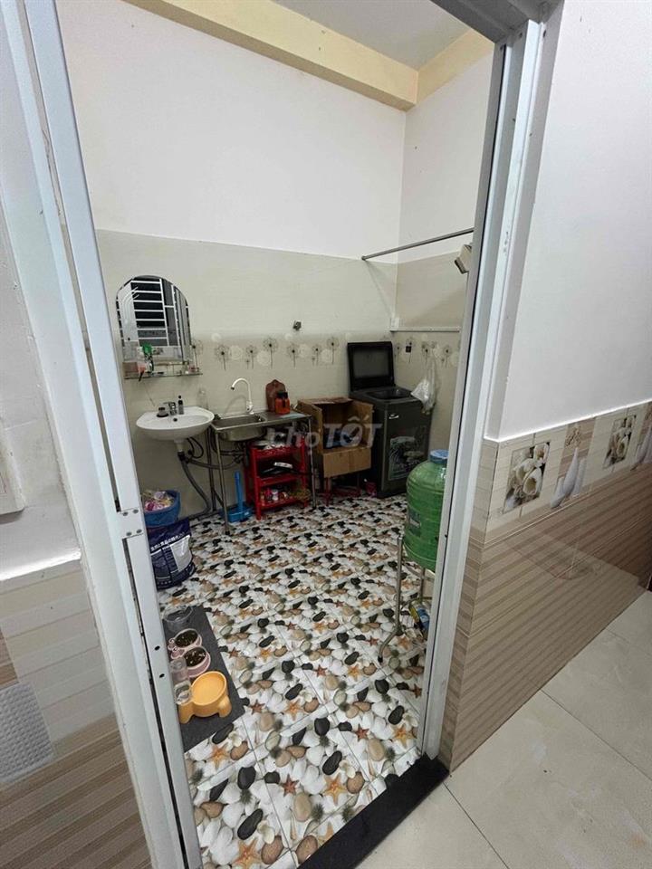 🏠 CHO THUÊ LẠI PHÒNG 1 LẦU – GẦN CHỢ HIỆP THÀNH  📍 Nhà trong hẻm, khu