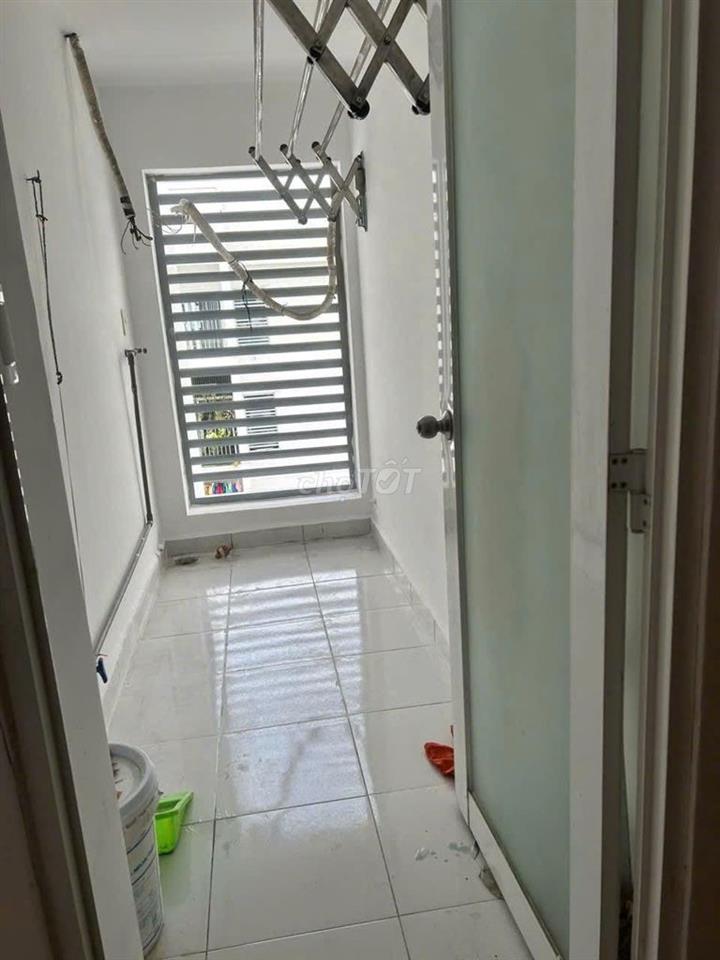 Chung cư Screc-Trường Sa, Quận 3-Ko nội thất, 2PN 84m2 Giá 11 triệu/th