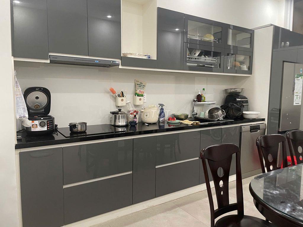 Cho thuê nhà phố MT trung tâm Q7 vừa ở vừa kinh doanh