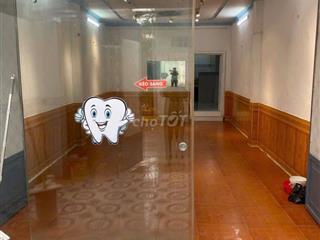 NHÀ CHO THUÊ  : Mặt tiền đường C9, cách ngã tư Phạm Hùng - Q8