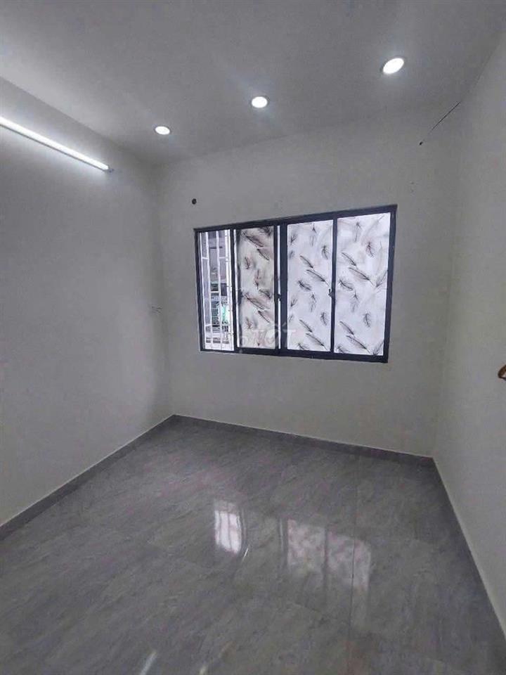 Nhà cho thuê nguyên căn C3 Phạm hùng . Q8