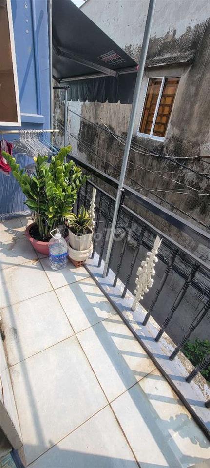 👉Cho thuê  nhà  nguyên căn  phạm  hùng  khu  vực  c kế  Q8 