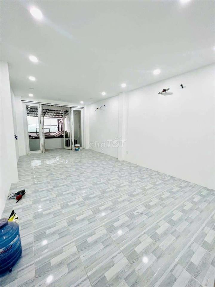 cho thuê nhà 208 hoàng văn thụ p4tb 4 x17 nhà 3 tầng 25 tr tháng