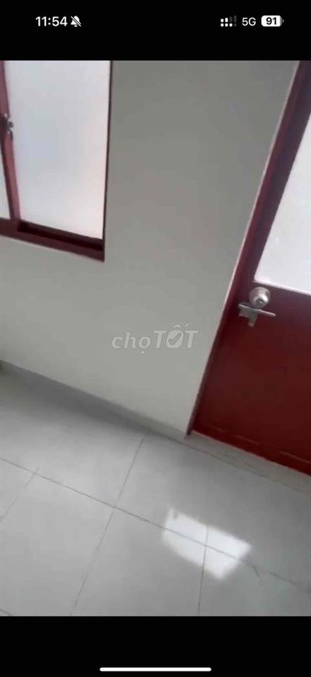 Nhà Cho Thuê Nguyên Căn 2 phòng ngủ 1 trệt 1 lầu Gần Aeon Tân Phú 5tr