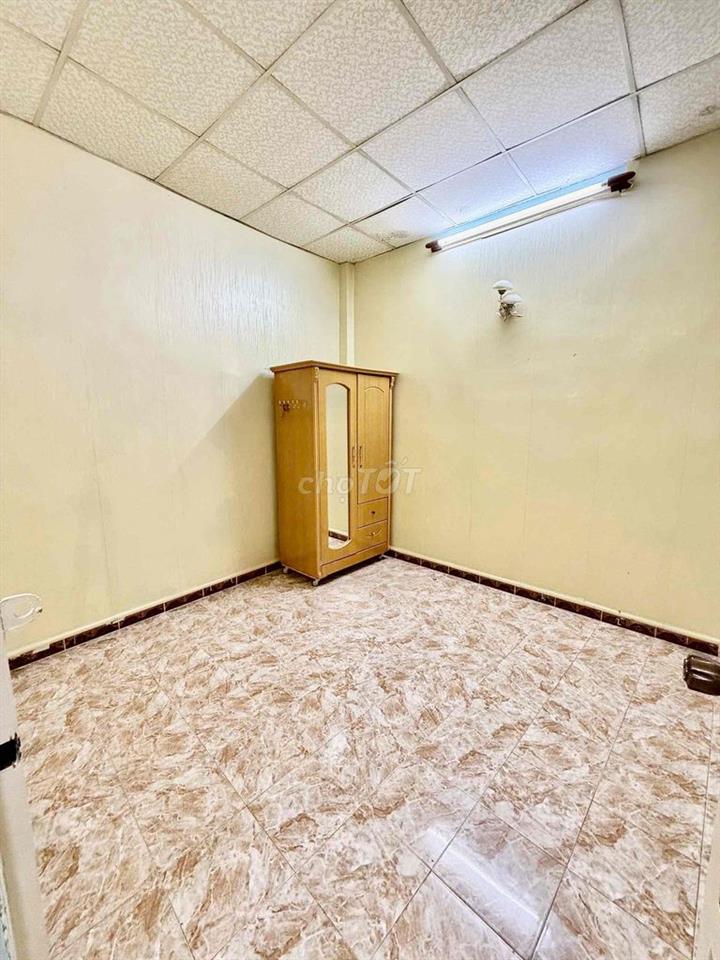 Nhà Cho Thuê Tân Phú 2 phòng 2 wc chỉ 7,5tr