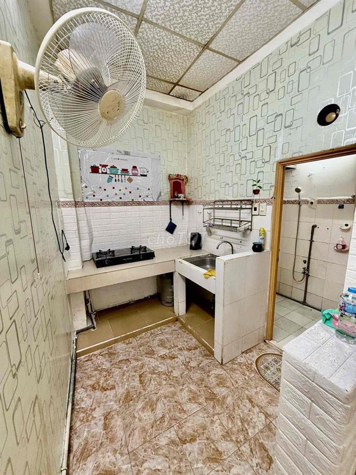 Nhà Cho Thuê Tân Phú 2 phòng 2 wc chỉ 7,5tr
