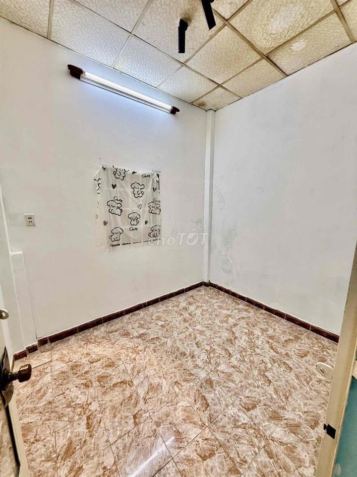 Nhà Cho Thuê Tân Phú 2 phòng 2 wc chỉ 7,5tr