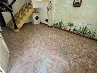 Cho Thuê Nhà 2 phòng chỉ 7triệu Tân Phú có sẵn máy lạnh
