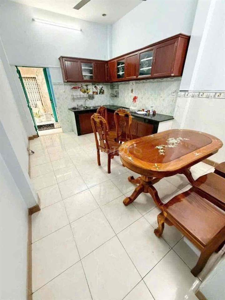 Nhà Nguyên Căn MT 3pn Tân Phú có sẵn máy lạnh