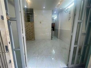Nhà Cho Thuê 2 phòng 2 wc ở gia đình có 6,5tr