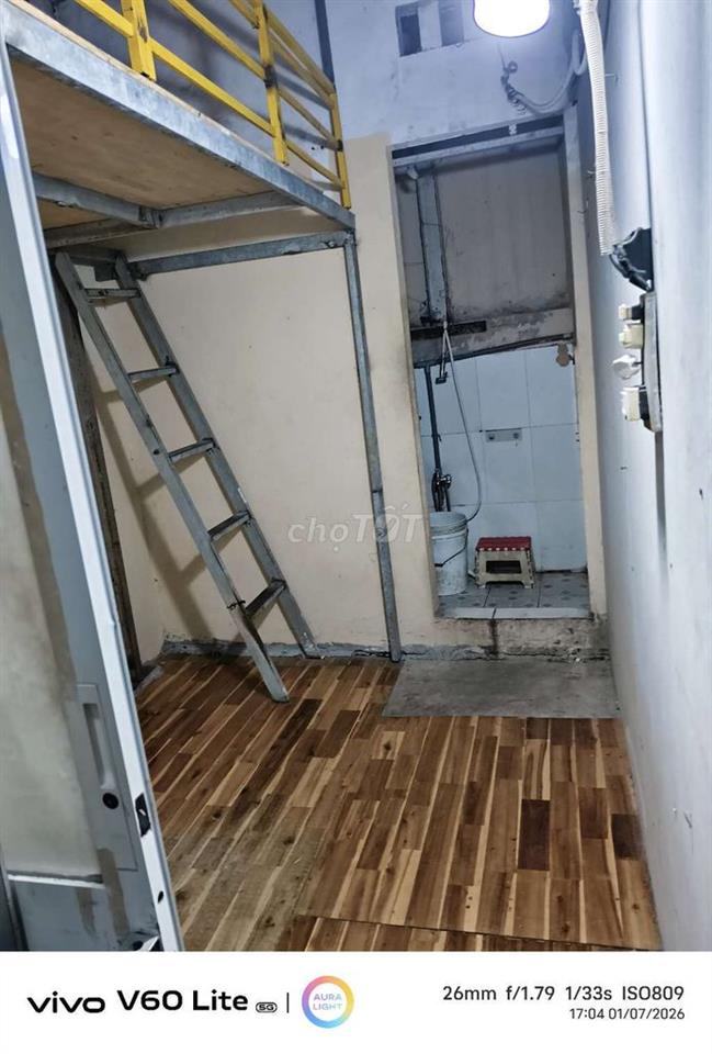 phòng trọ cho 1 người ở có gác xếp lối đi riêng giờ giấc tự do