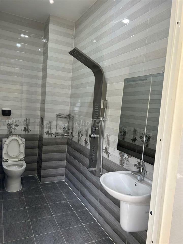 Nhà Hẻm Xe Hơi, Thủ Đức