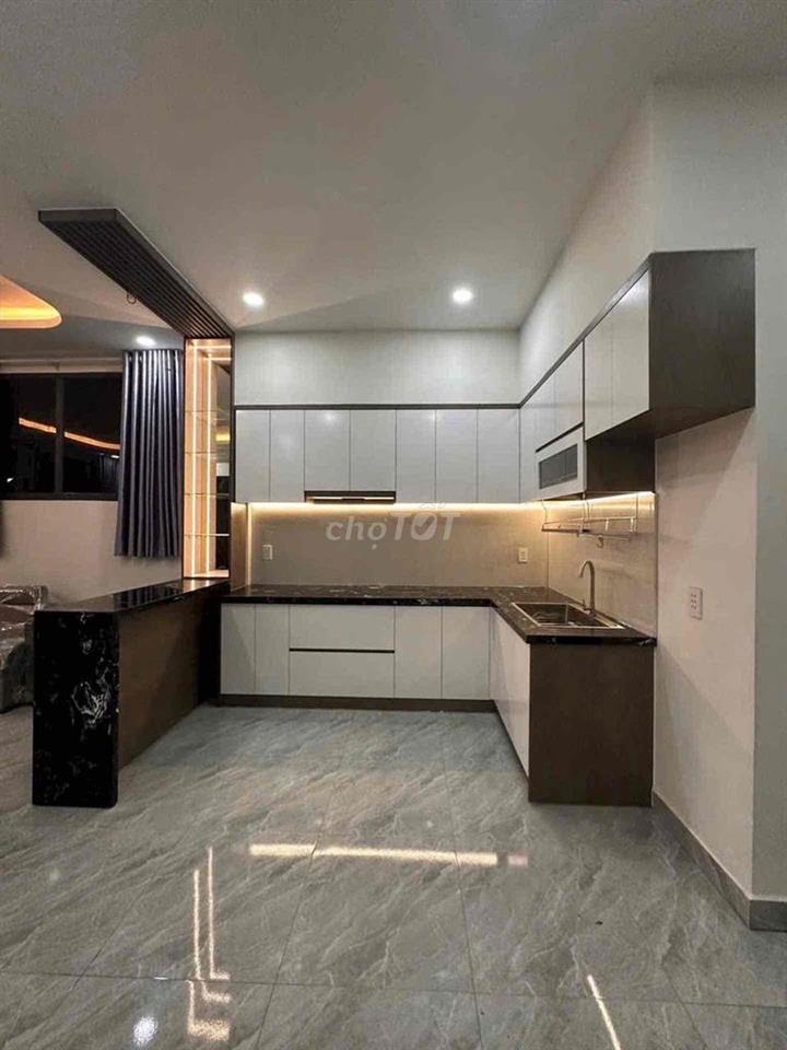 Nhà mới ở liền 89m2, ngang 9 siêu đẹp, 3 phòng ngủ, hơn 3 tỷ có shr