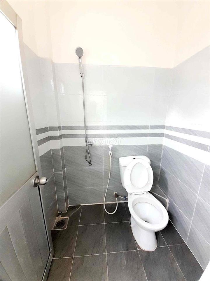 Giảm 500tr, bán nhanh nhà 3 tầng, hẻm xe hơi,tam bình, giá 3.6 tỷ