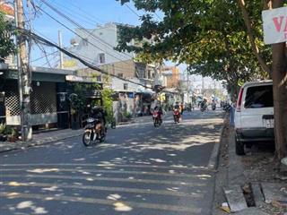 Bán nhà mặt tiền đường Phú Châu gần bv Thủ Đức.