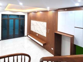 Nhà 4 tầng + 1 tum tại phố Bà Triệu, Hà Đông