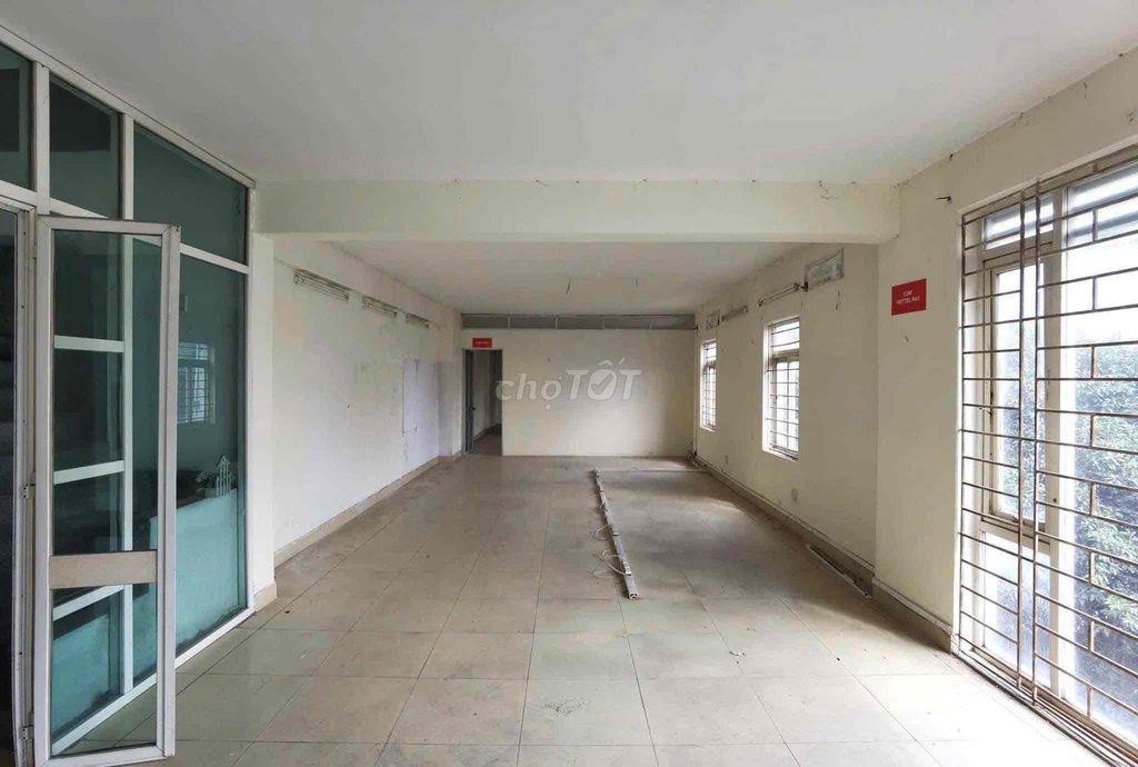 Cho thuê MBKD Nguyễn Văn Cừ 170m2 x 6 tầng