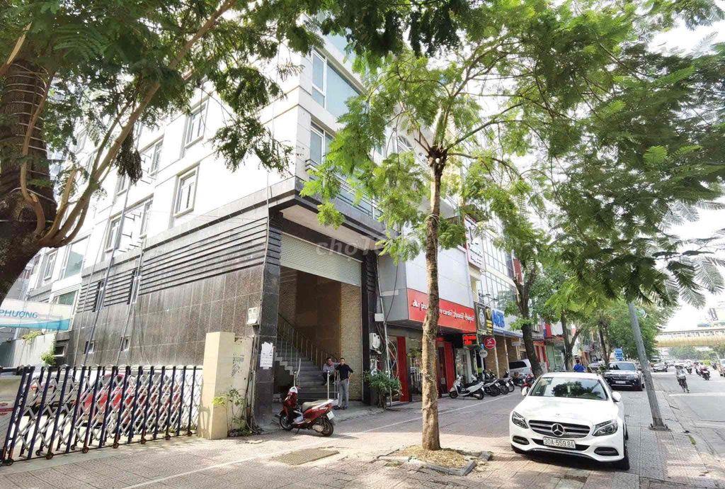Cho thuê MBKD Nguyễn Văn Cừ 170m2 x 6 tầng