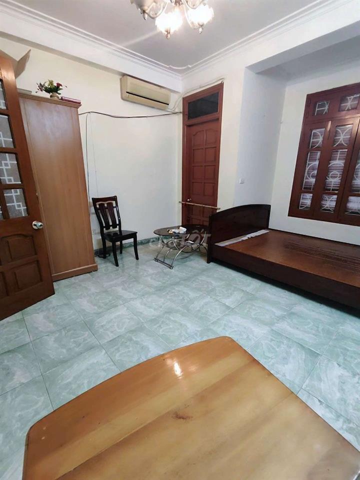 Cho thuê nhà riêng 4 tầng ngõ 357 bạch mai 