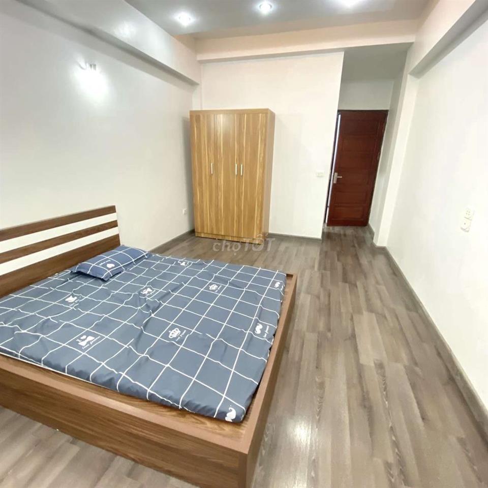 Cho thuê nhà 5 Tầng  vĩnh hưng 
