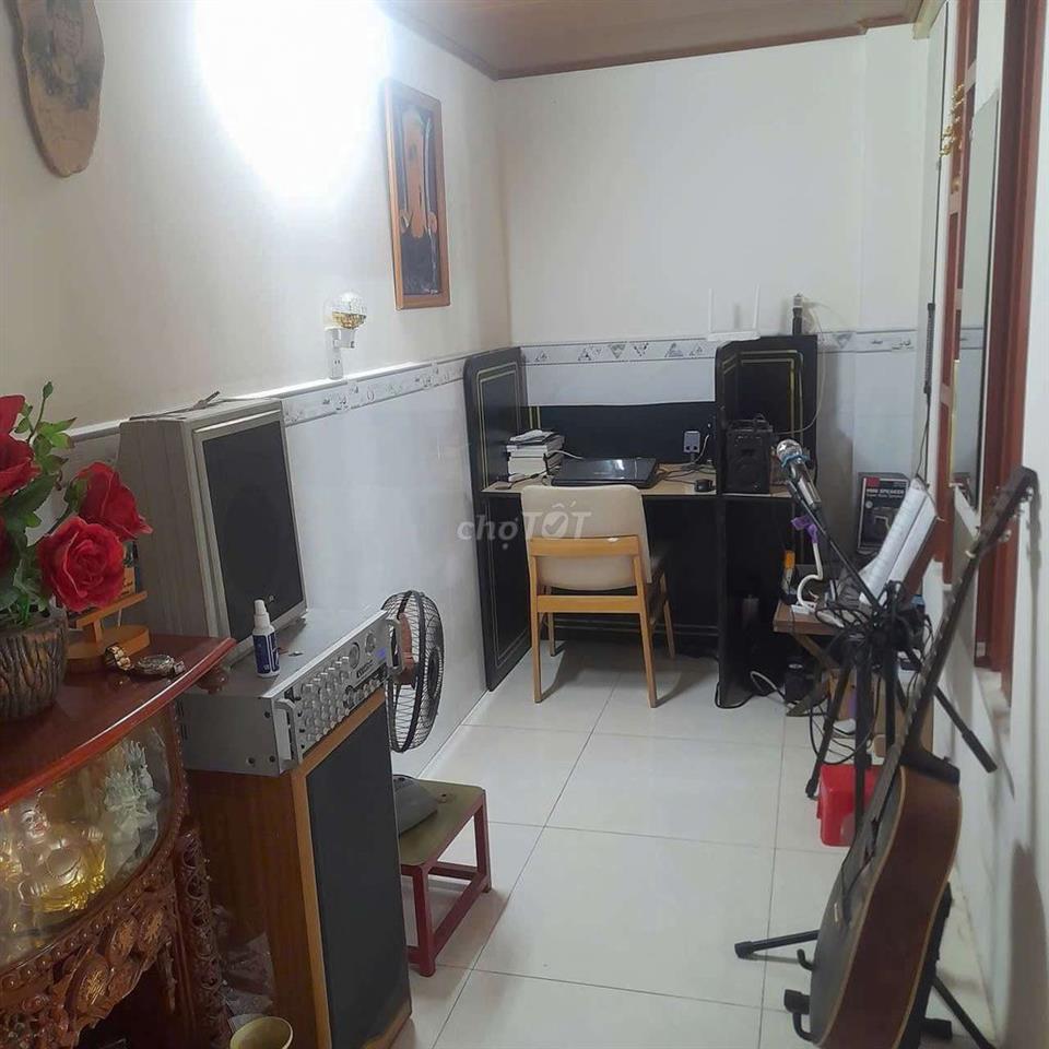 Bán nhà điện tích lớn, giá rẻ