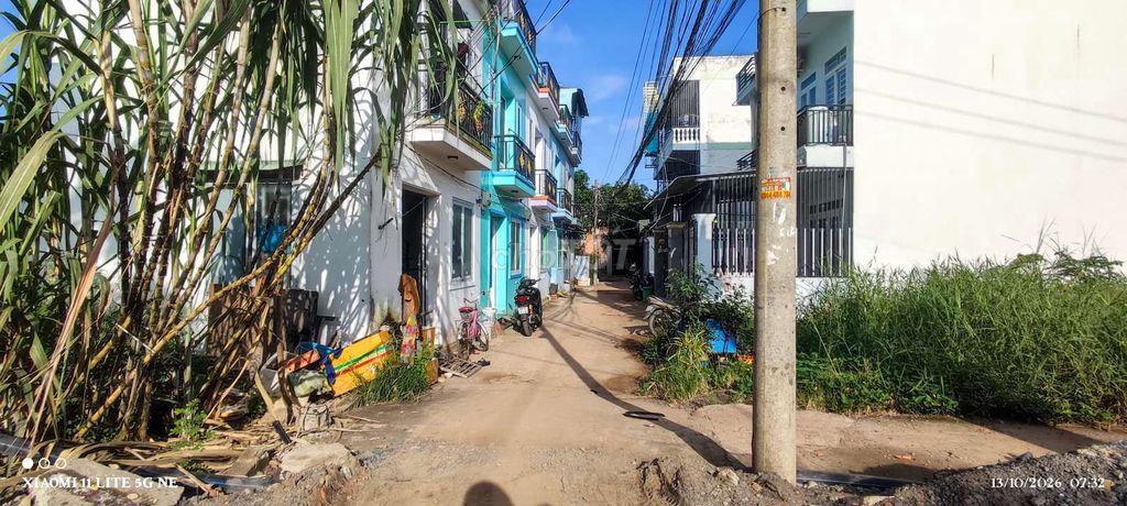 Nhà Lầu Tân Kim bán gấp 