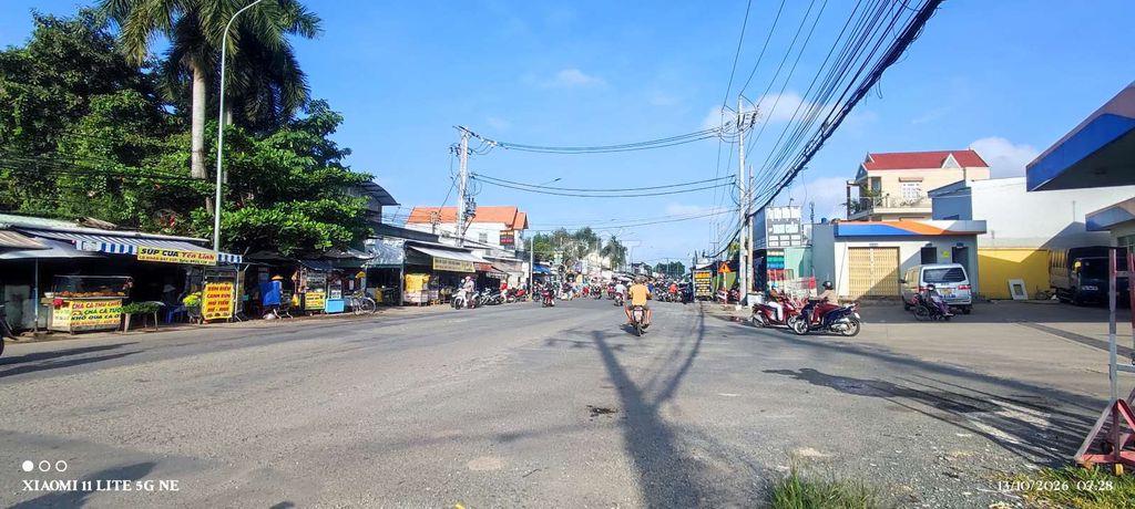 Nhà Lầu Tân Kim bán gấp 