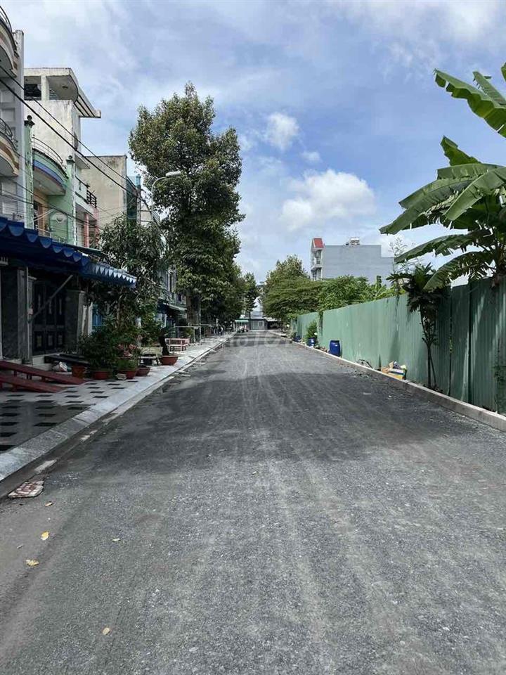 Bán gấp nền khu bờ sông Bình Điền -Tân Túc