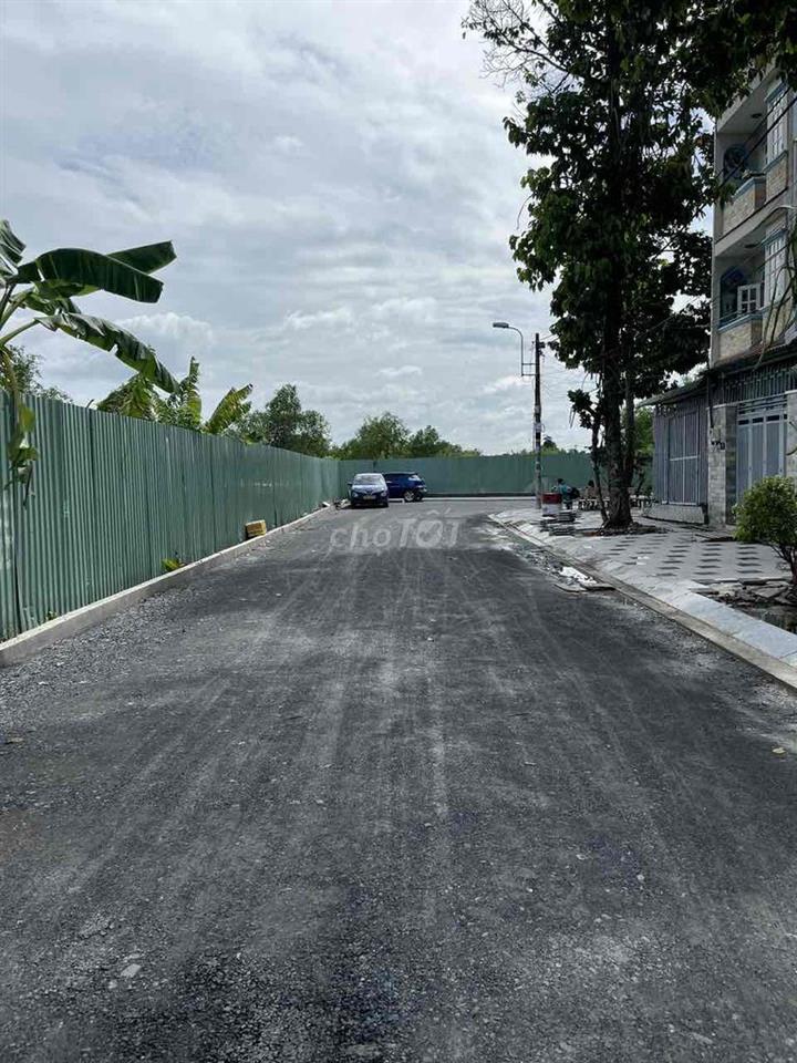 Bán gấp nền khu bờ sông Bình Điền -Tân Túc