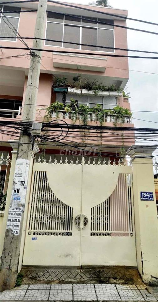 phòng trọ có cửa sổ ban công cách bãi sau 5p xe