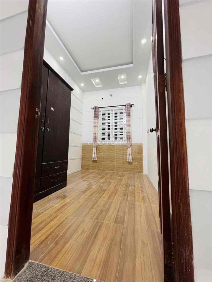 Bán nhà trệt lầu hẻm 6 đường Trần Vĩnh Kiết