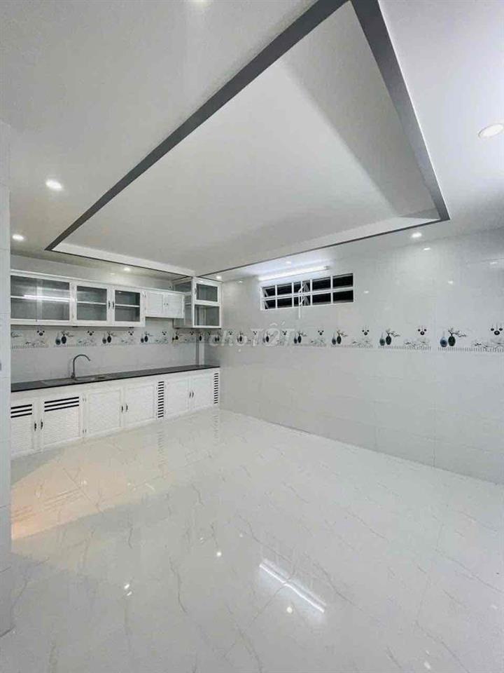 Bán nhà trệt lầu hẻm 6 đường Trần Vĩnh Kiết